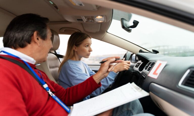 Understanding the role of refresher courses in maintaining commercial driving skills